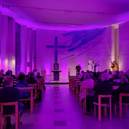 Spectrum Kirche Exerzitien-Und Bildungshaus Auf Mariahilf 파사우 외부 사진