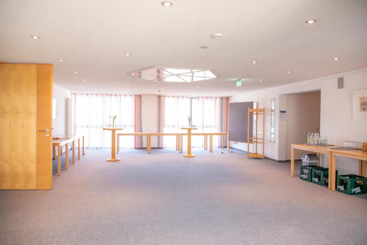 Spectrum Kirche Exerzitien-Und Bildungshaus Auf Mariahilf 파사우 외부 사진