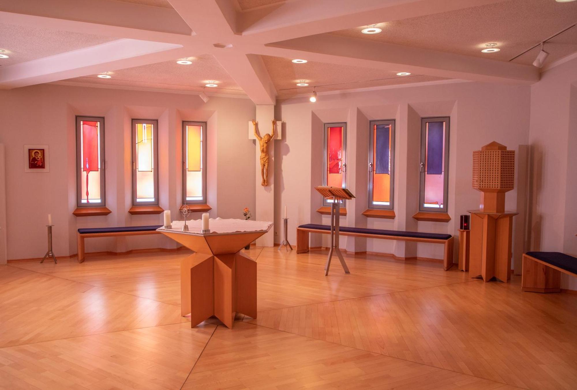 Spectrum Kirche Exerzitien-Und Bildungshaus Auf Mariahilf 파사우 외부 사진